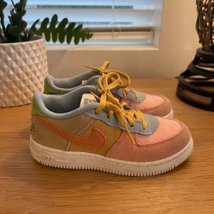 Kids Nike Air Force 1’s